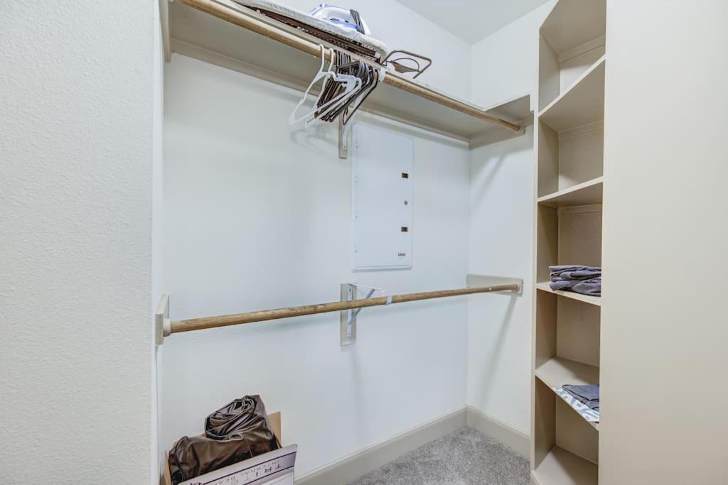 ヒューストンChic 1Br Near Nrg With Pool Wifi Freeparkingアパートメント エクステリア 写真