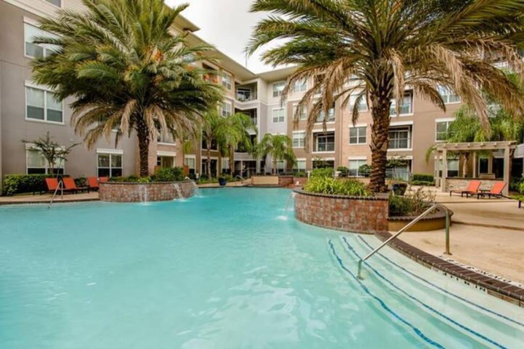 ヒューストンChic 1Br Near Nrg With Pool Wifi Freeparkingアパートメント エクステリア 写真